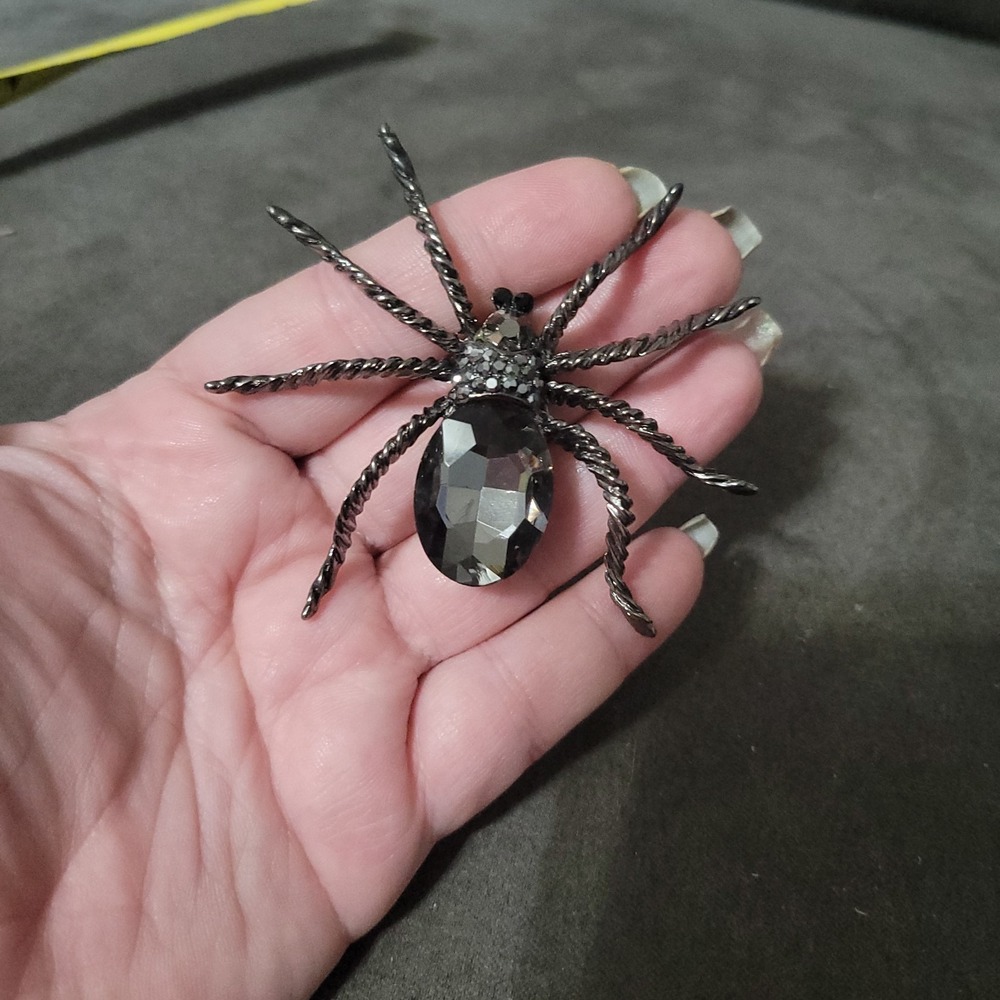 Vintage Large Spider Gun Metal Faceted Stone Brooch Pin Halloween